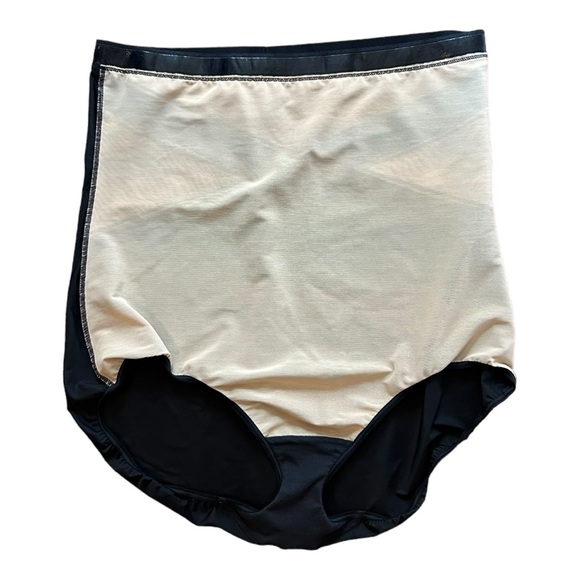 NEW LANE BRYANT CACIQUE CONTROL WEAR BLACK HIGH WAIST BRIEF SHAPER SZ 18/20 - Picture 5 of 7